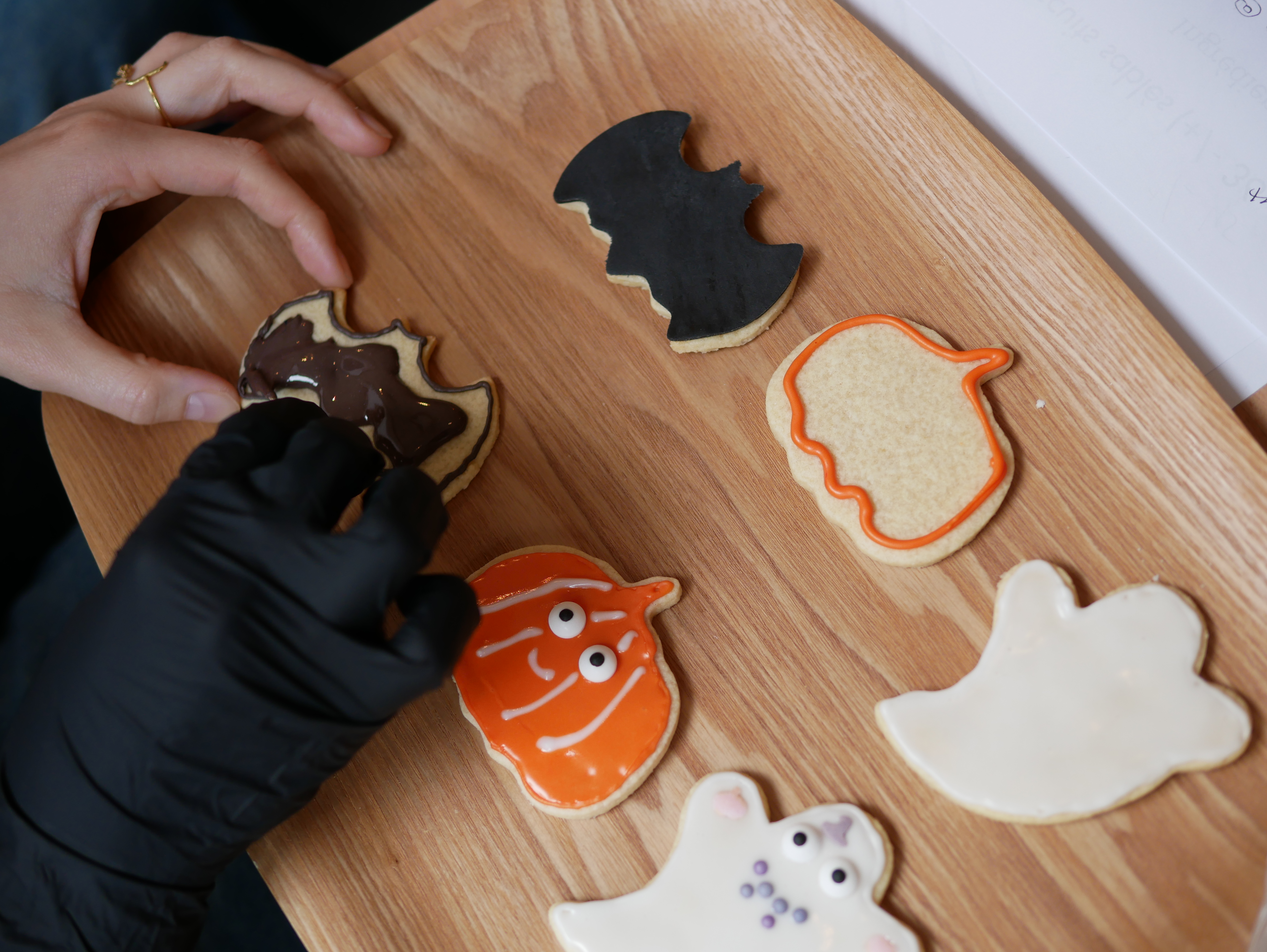 🎃 Atelier décoration de biscuits d’Halloween en duo parent-enfant (à partir de 6 ans)